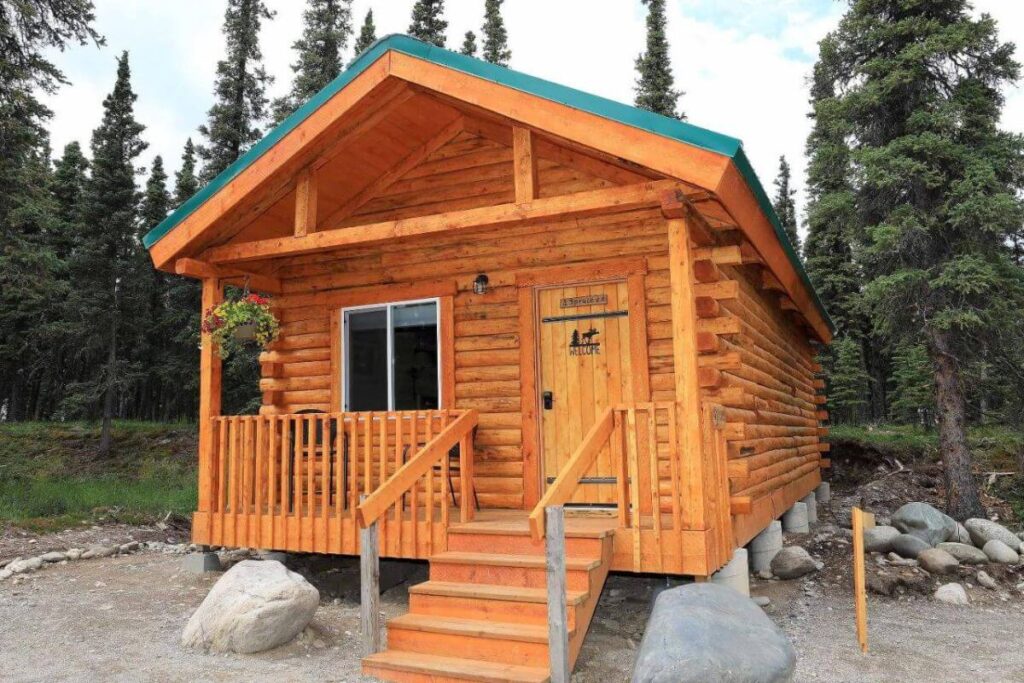 Exterior of the Denali Tri-Valley Cabins